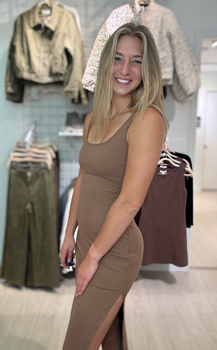 Ribbed Knit Sleeveless Maxi Dress