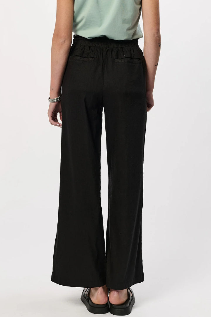 The Stormi Pant