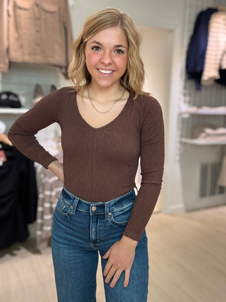 Niki Biki| Lace Textured V Neck Top