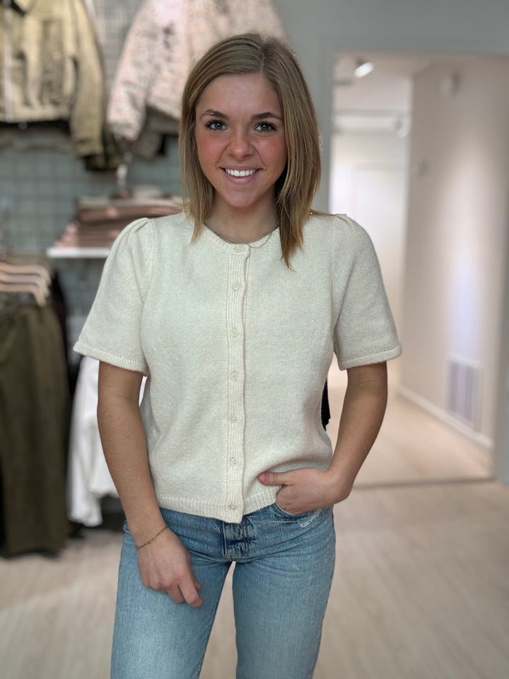 Short Puff Sleeve Sweater