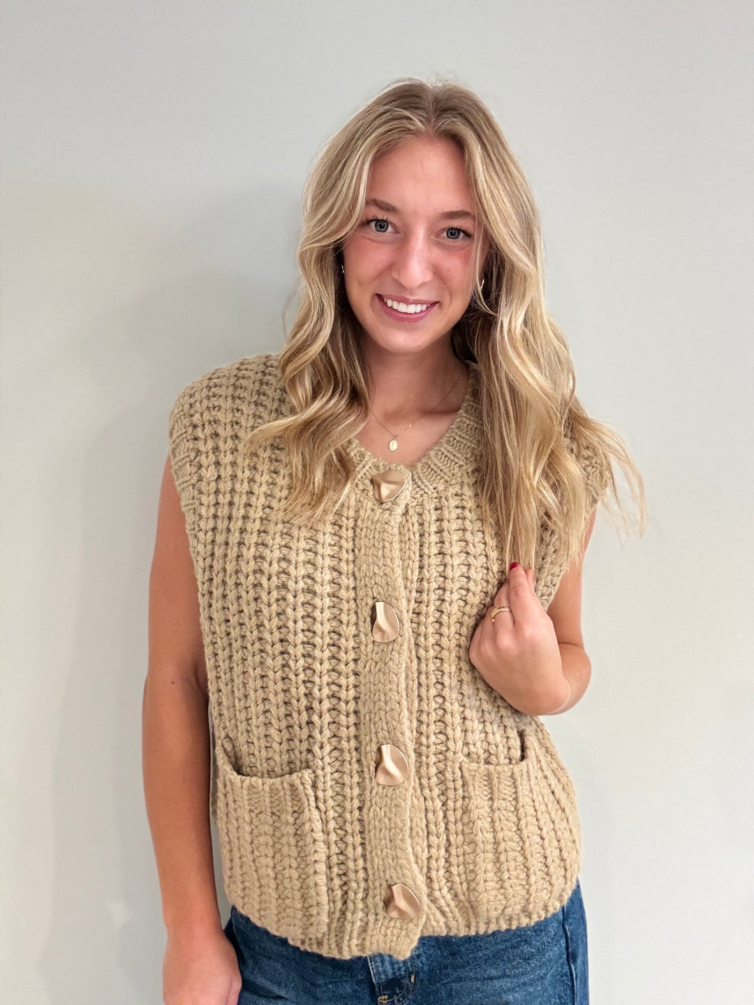 Ari Vest