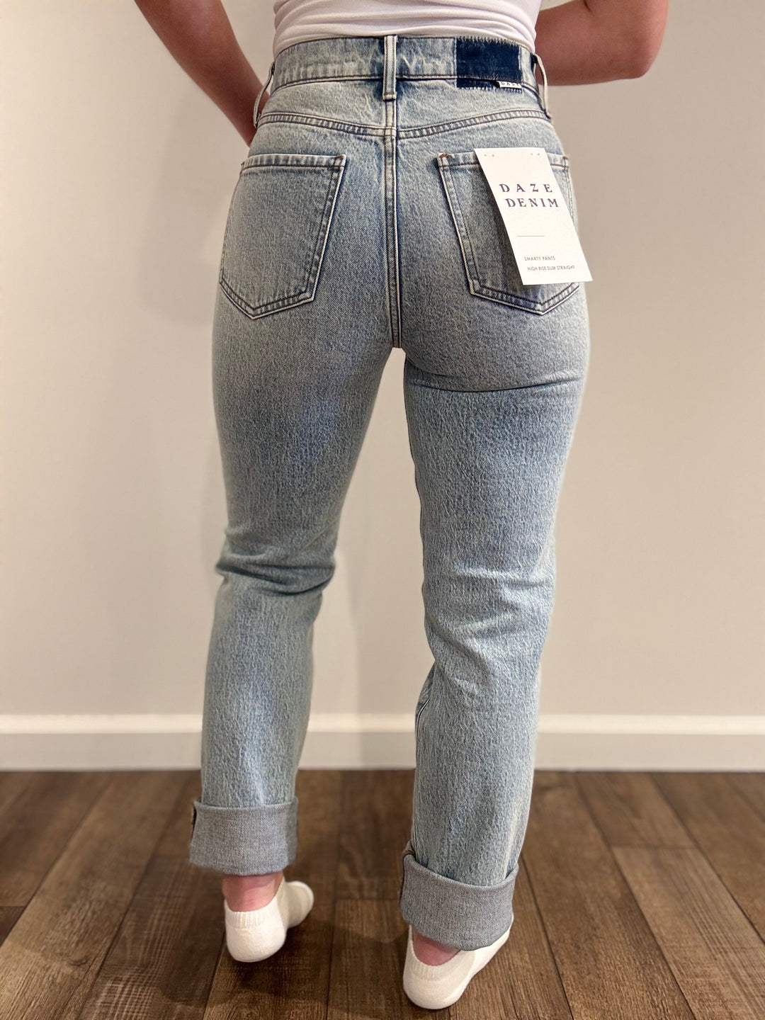 Daze | Smarty Pants Wink