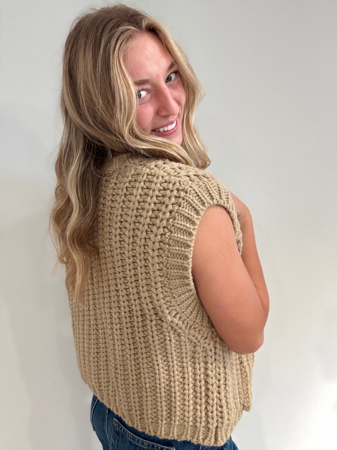 Ari Vest