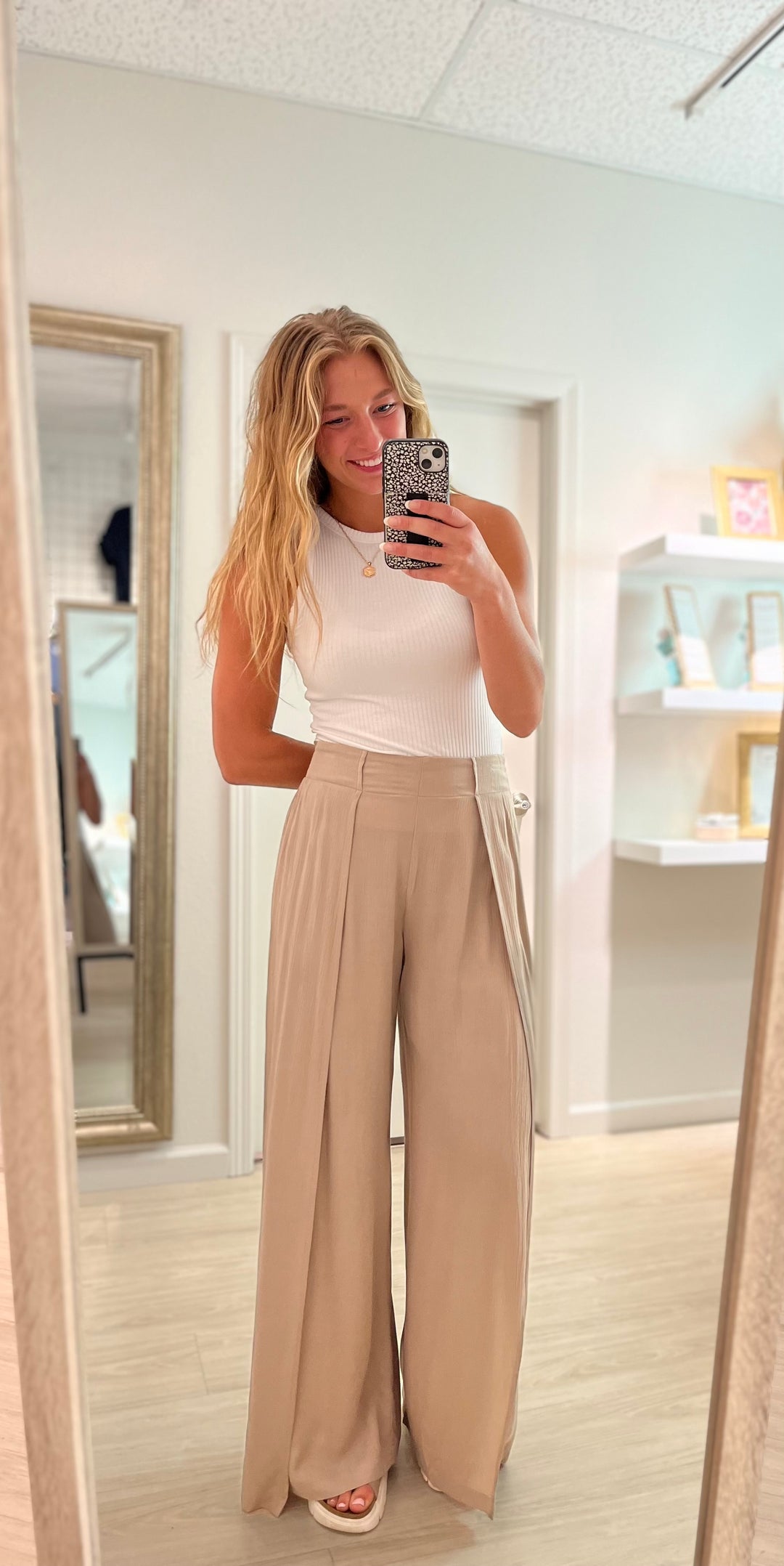 She's a 10 Pant