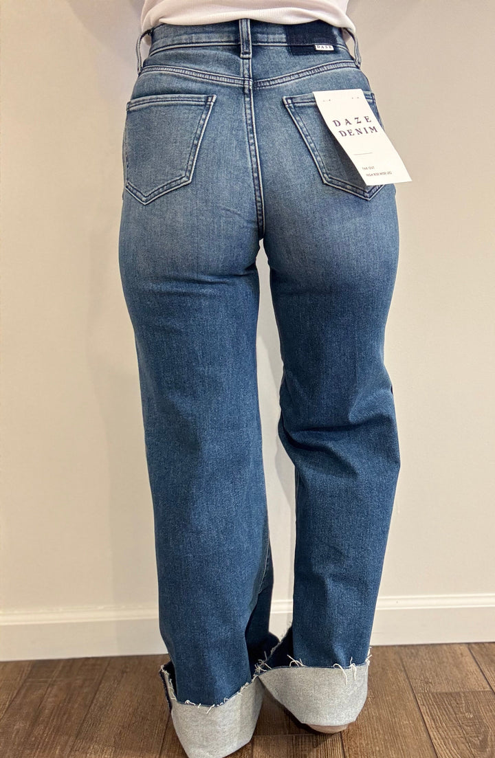 DAZE | Far Out High Rise