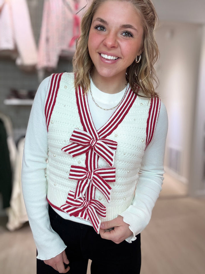 Pearl and Bow Detail Cropped Vest