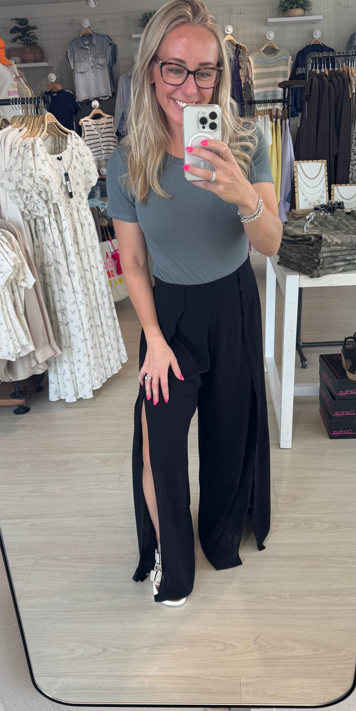 She's a 10 Pant