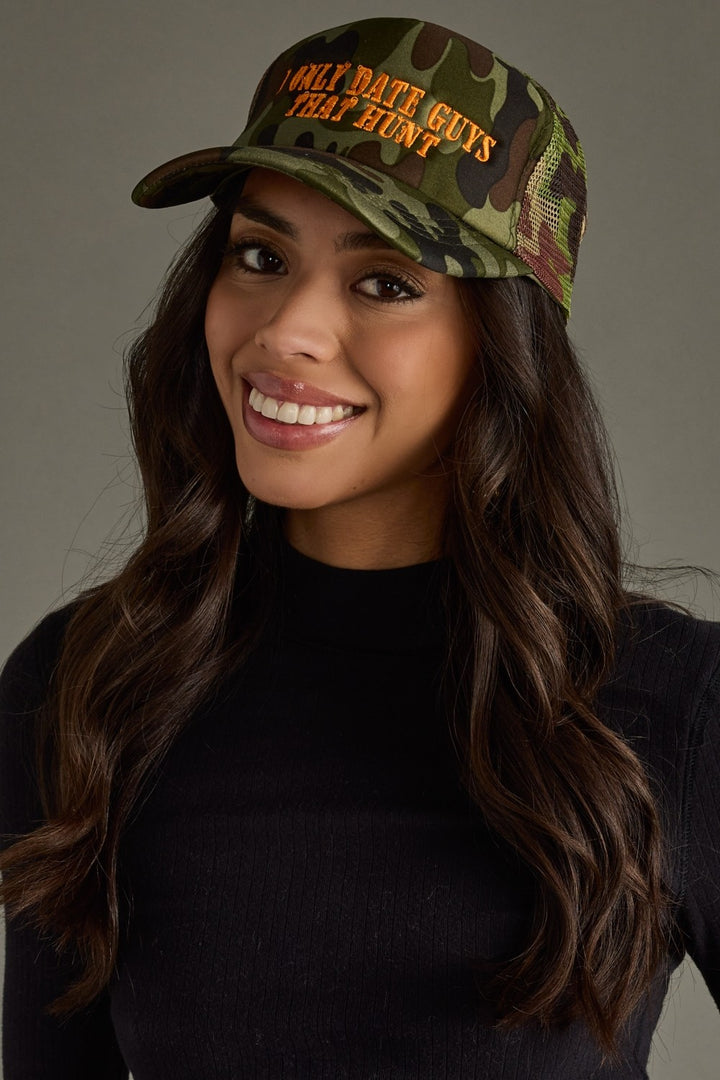 "I Only Date Guys That Hunt" Trucker Hat